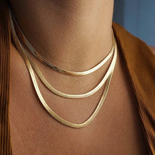 Load image into Gallery viewer, Bella 2.0 Herringbone Necklace
